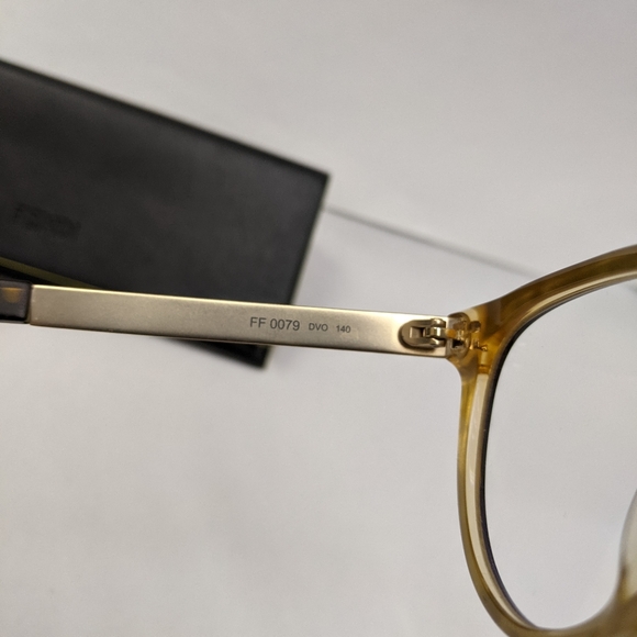 Fendi Optical frames #528 - Picture 4 of 11